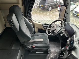 Mercedes-Benz Actros 2021 - 1842 Streamspace / 574 dkm obrazek 3