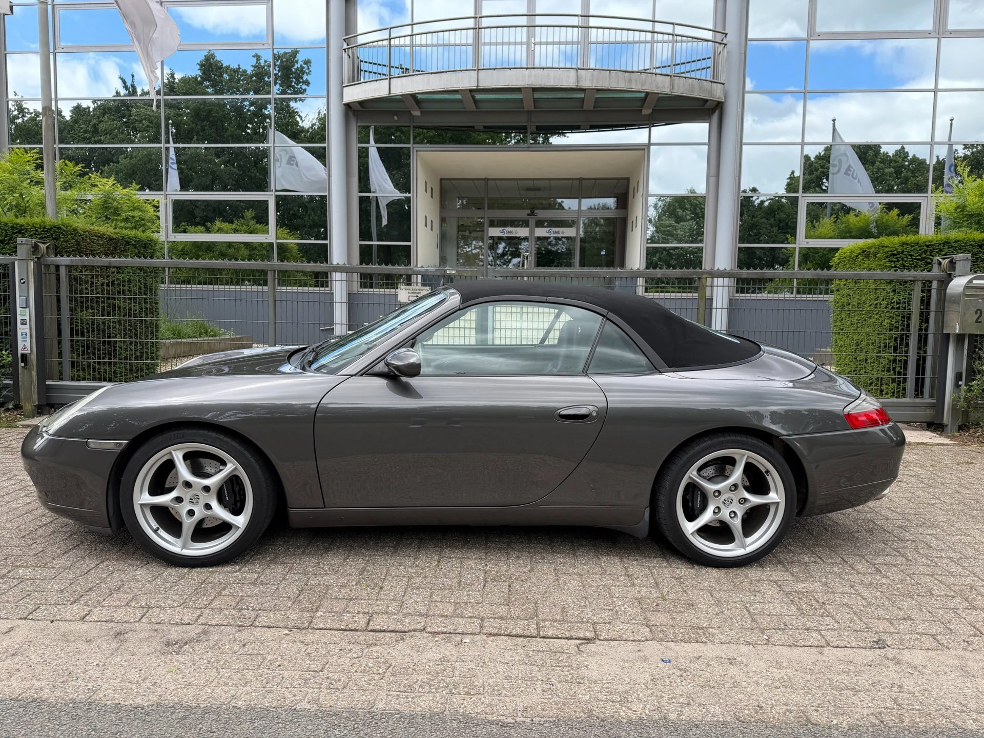 Porsche 911 2000 - Cabrio 3.4 Carrera aut 133981 km Nieuwstaat ! afbeelding 13