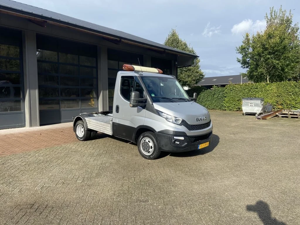 Iveco 2022 - de grootste vooraad van Europa BE trekkers en be oplegger Bild 26