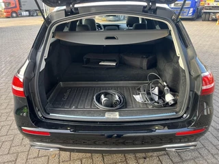 Mercedes-Benz E-Class 2022 - 300 DE 4MATIC imagem 19