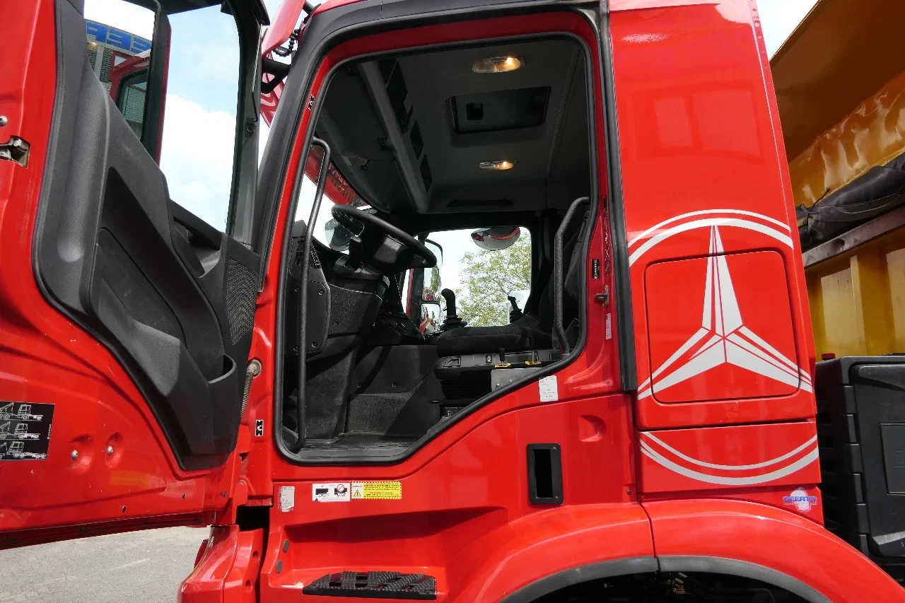 Mercedes-Benz Arocs 4151 2019 - | 8X6 | Voith Retarder | 250470Km | 2019 | Full Spring Suspension | New Tires 100% | Manual Gearbox | Euro6 | French Truck obrázek 33