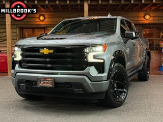 Chevrolet Silverado 2024 - High Country 6.2 V8 420 PK obrazek 3