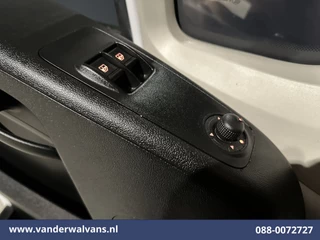 Peugeot Boxer 2022 - 2.2 BlueHDi 141pk Bakwagen 435cm Lang Laadklep Euro6 Airco | 1085kg laadvermogen | Cruisecontrol obrazek 16