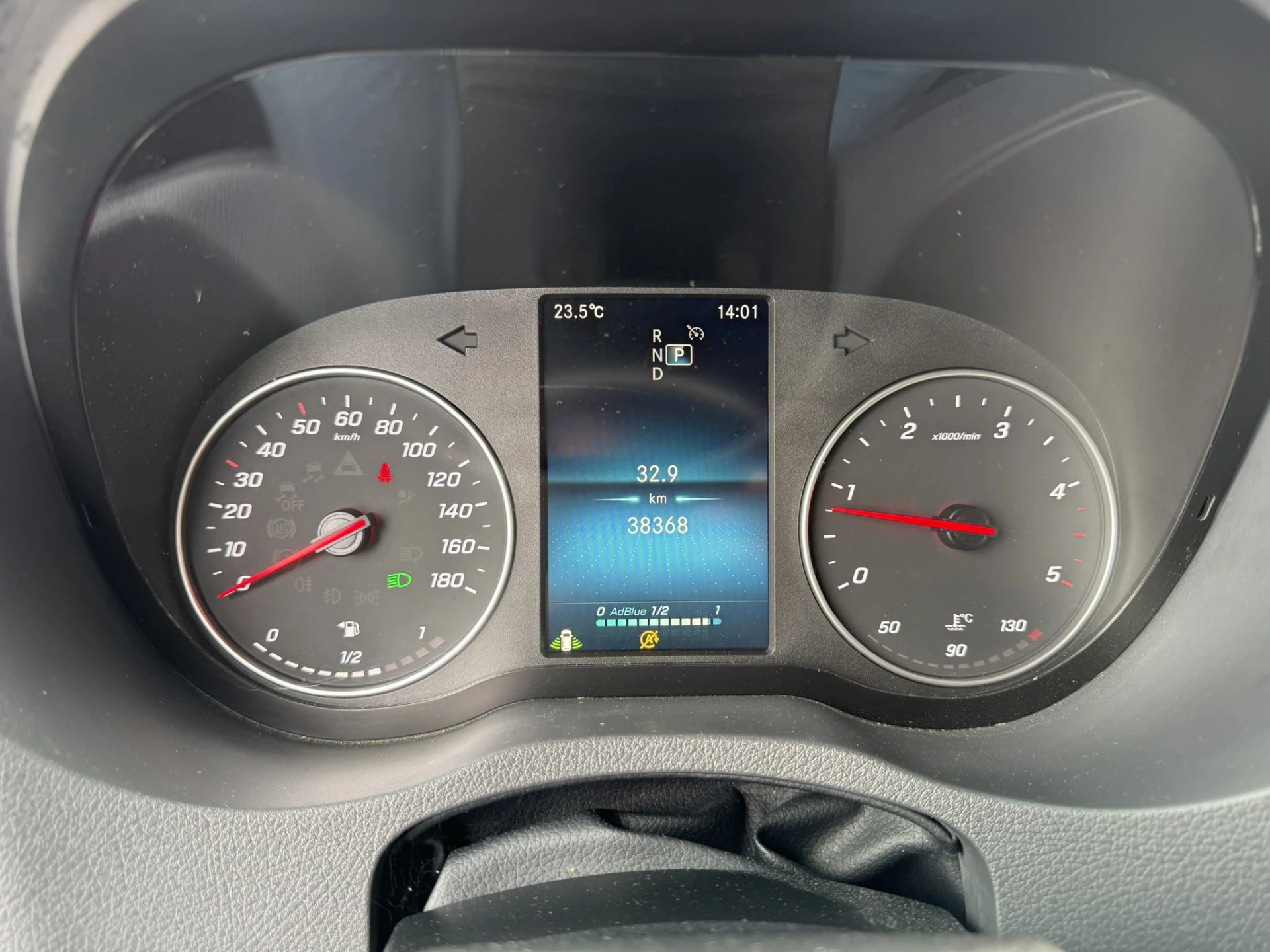 Mercedes-Benz Sprinter 2023 - 215 1.9 CDI L2H2 FWD afbeelding 15
