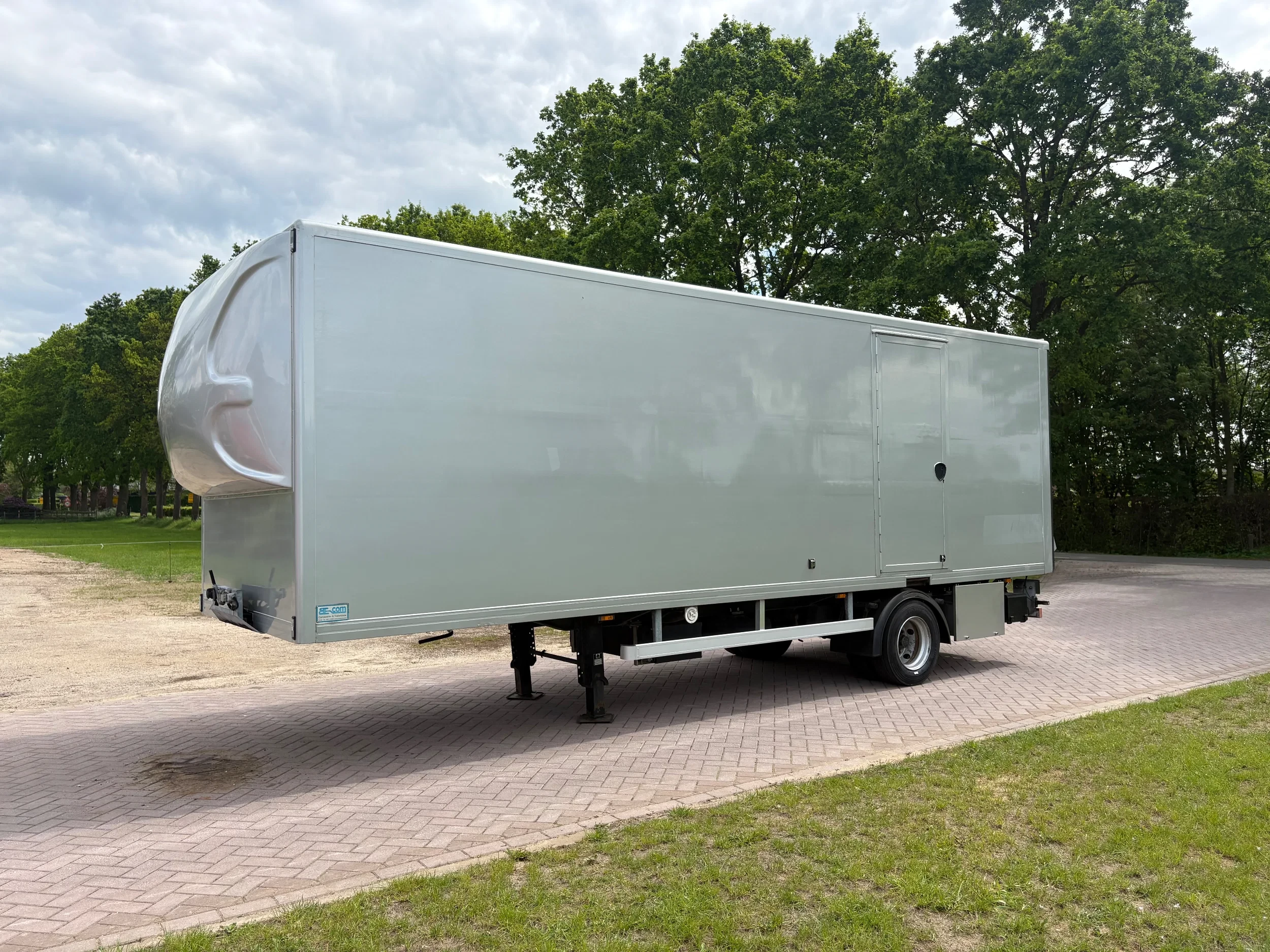 VAN 800-1D/225 LZC 2007 - Be oplegger 8 TON met laadklep 750 kg afbeelding 3