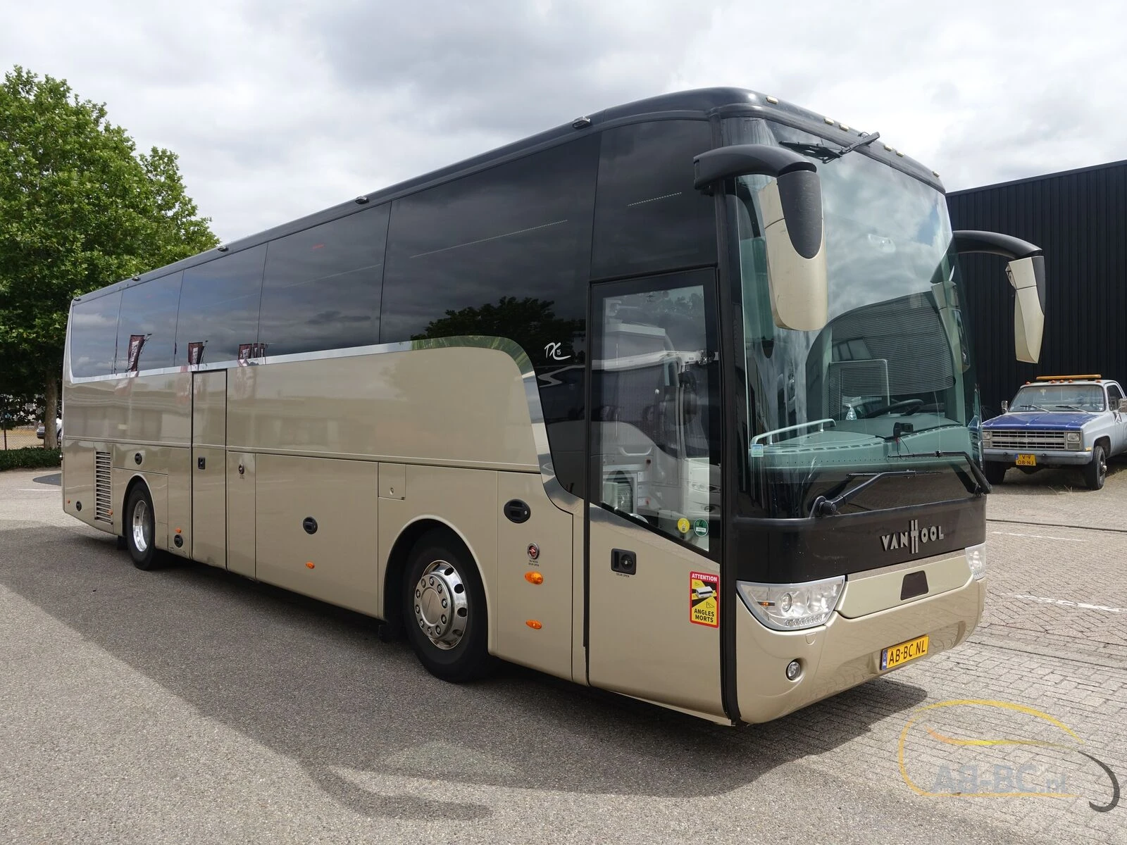 Van Hool TX15 Acron - 46 Seats, Euro 6 2016 obrázek 1