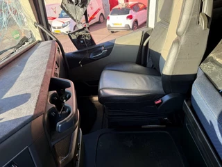 Volvo FH 2023 - FH5-460 / ENGINE RUNNING / !! 259596 KM !! / NL TRUCK / VEB+ / DAS / LIFT+LENKACHSE / PTO / I-PARKCOOL / FULL-AIR / AUTOMATIC / EURO-6 / 2023 bild 20