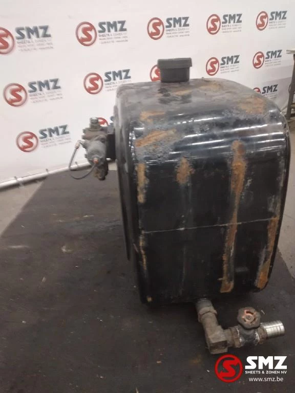 Diversen - Occ hydraulische tank 150L 67cmx37cmx63cm obrázek 3