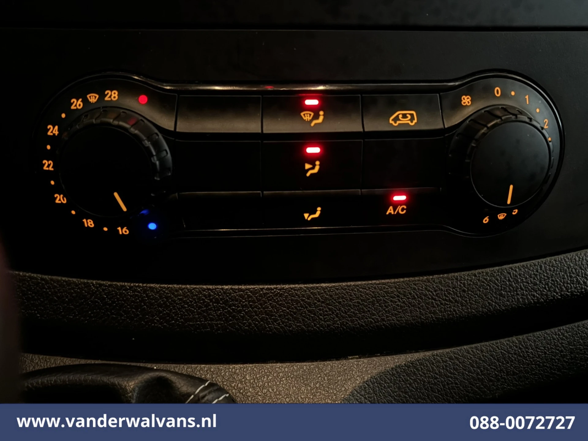 Mercedes-Benz Vito 2020 - 116 CDI 164pk L2H1 Euro6 Airco | 3-Zits | Camera | Navigatie | Cruisecontrol | Stoelverwarming immagine 8