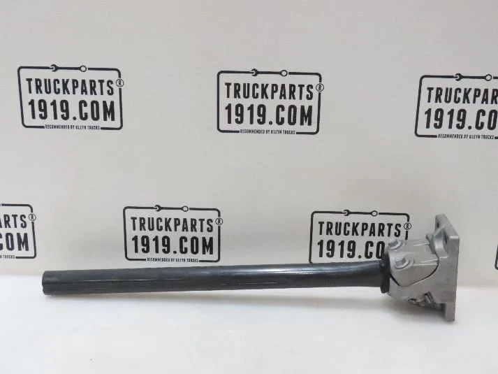 Volvo - 22192021 Spatbord pijp afbeelding 1