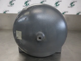 DAF - 2134633 LUCHTTANK 44 LITER EURO 6 image 2 thumbnail