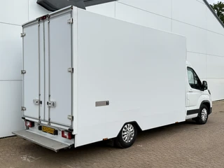 Maxus eDeliver9 2024 - Plancher 65kWh Elektrisch 172km WLTP Bakwagen Lowliner LED Airco Adaptieve Cruise Camera Carplay Parkeersensoren Foodtruck Meubelbak Paardenwagen image 2 thumbnail