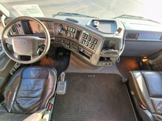 Volvo FH 2009 - 16.660 Globetrotter 6x4 - PTO/Hydraulic - HUB reduction - Leather obrazek 12