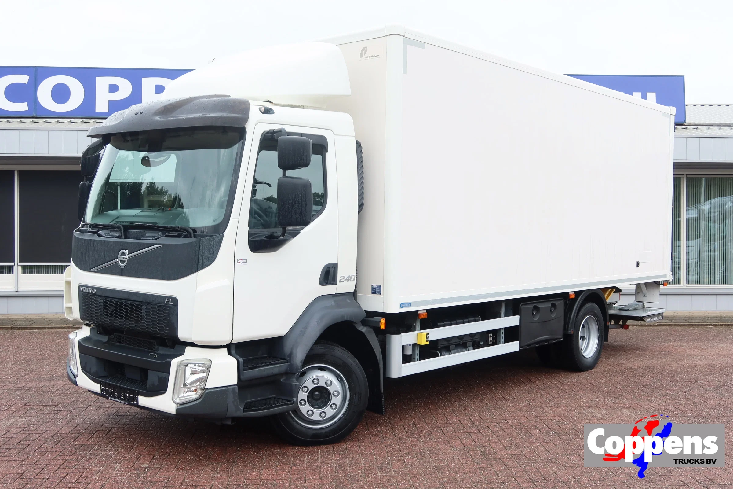 Volvo 240 2018 - FL Bakwagen + DHollandia 1500 kg obrázek 1