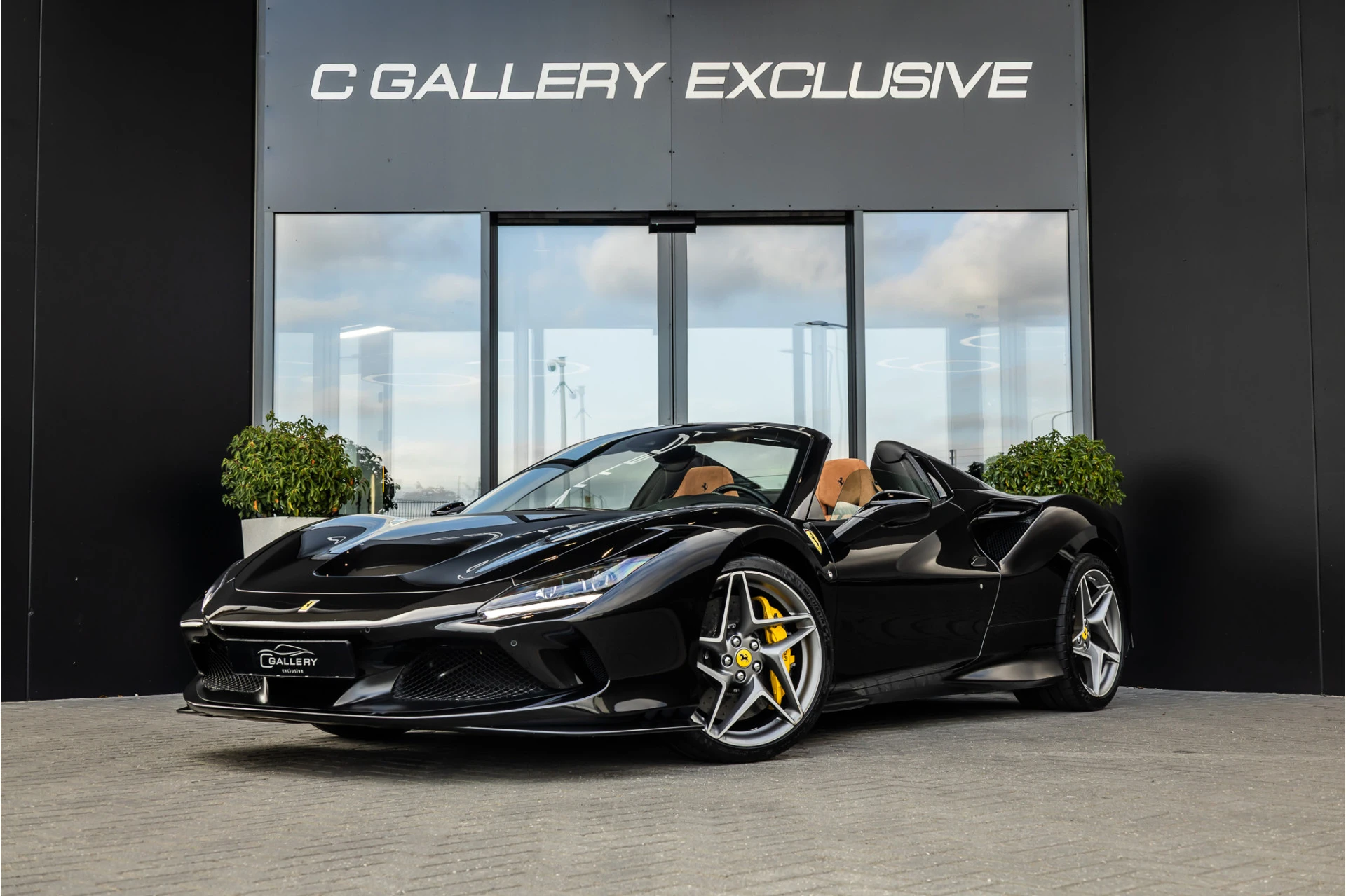Ferrari F8 Spider 2022 - 3.9 V8 HELE obrázek 3