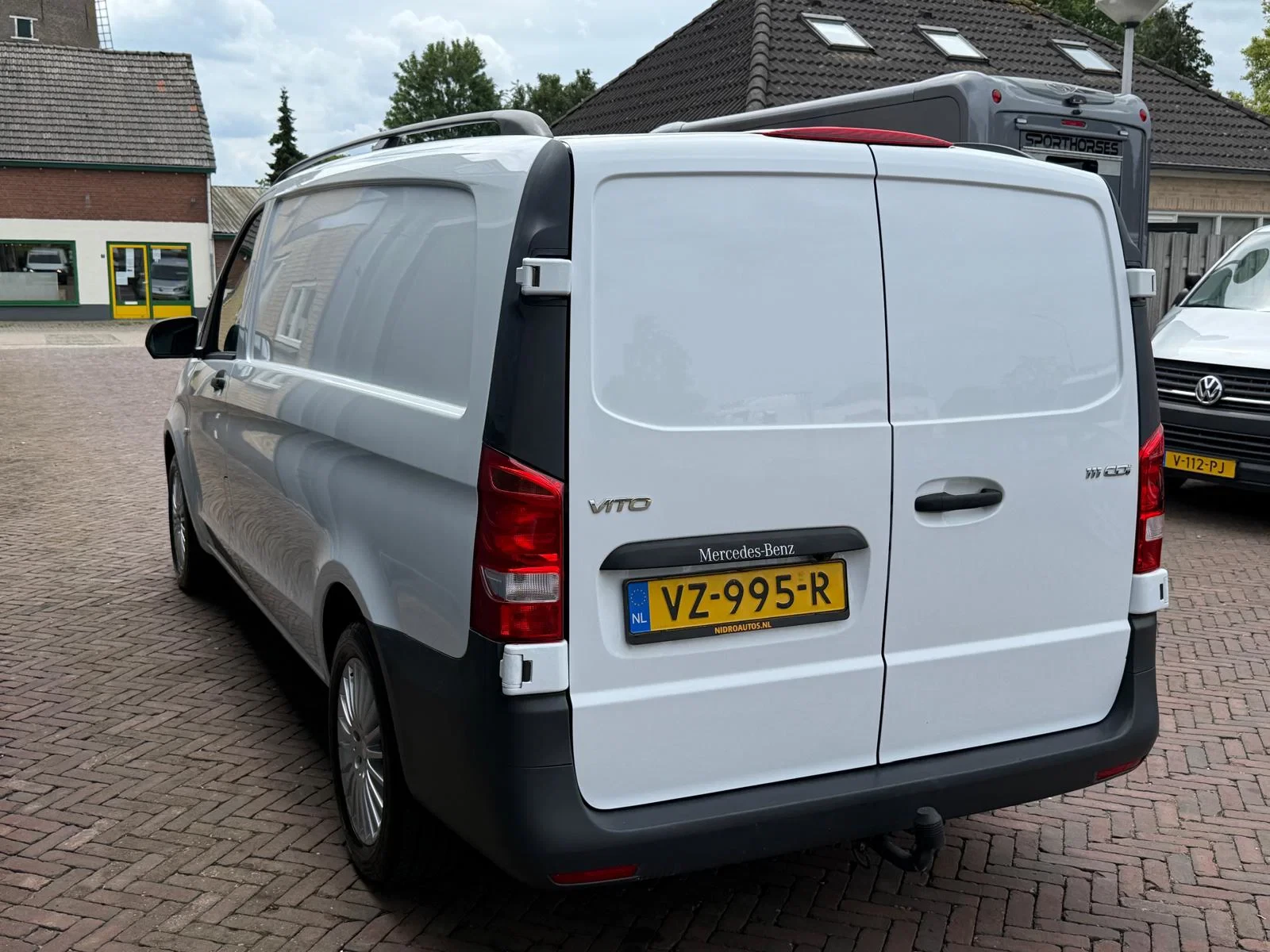 Mercedes-Benz Vito 2016 - 111 CDI Lang AC Trekhaak Cam Cruise Navi Lmv 1e Eigenaar Zeer nette staat! afbeelding 7