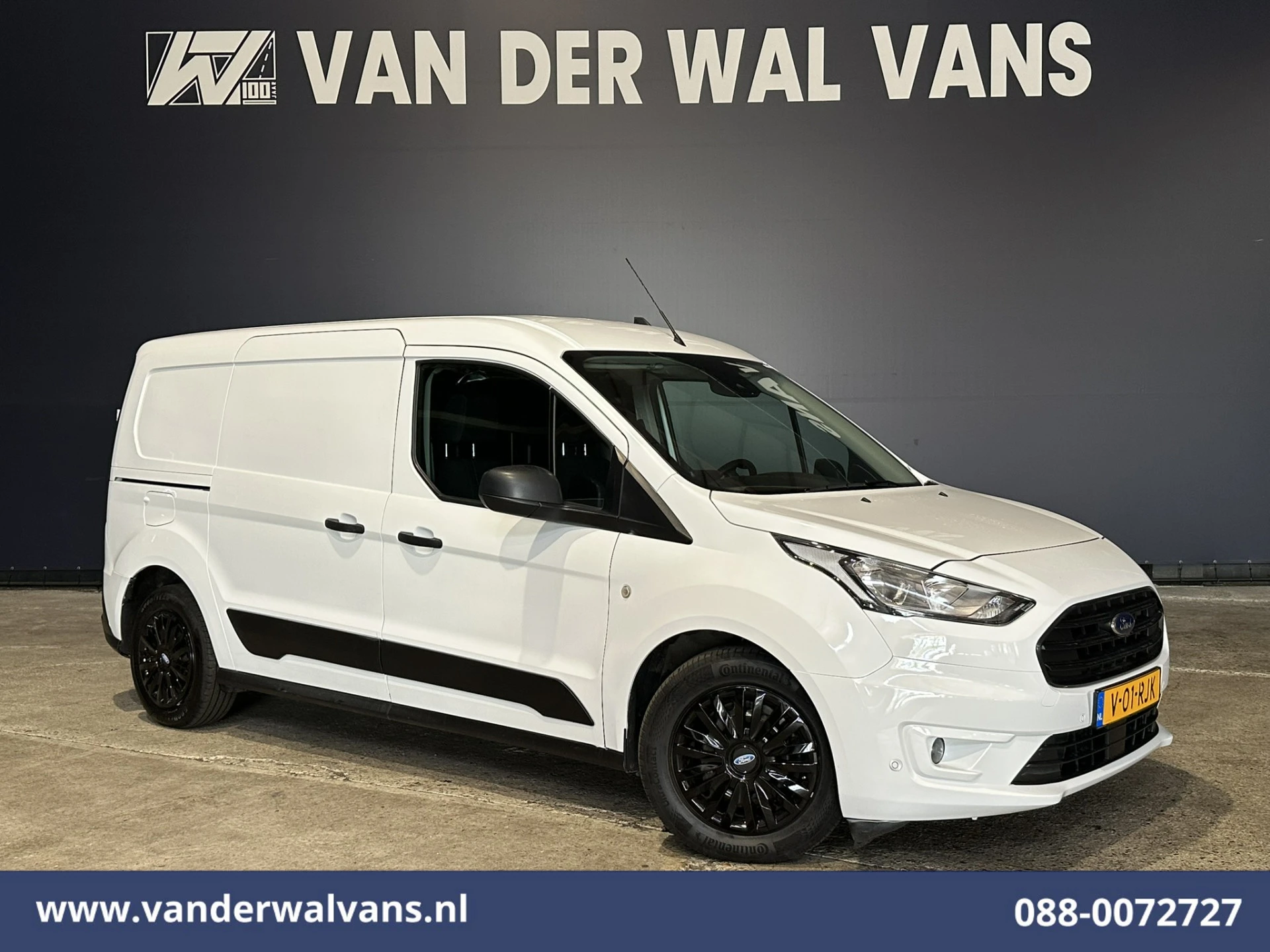 Ford Transit Connect 2022 - 1.5 TDCI 120pk L2H1 Euro6 Airco | Camera | Navigatie | Android Auto | Stoelverwarming | Verwarmde Voorruit afbeelding 1
