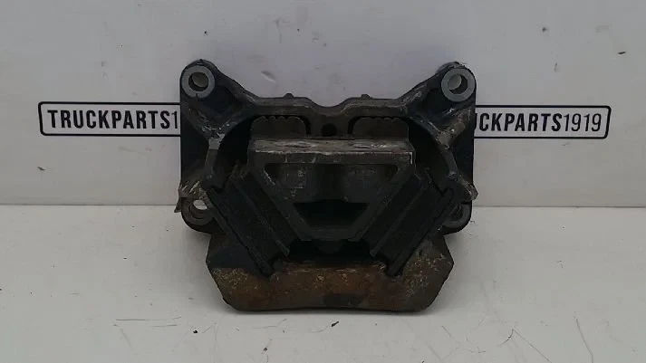 MAN - Engines & Parts Motorsteun achter zdjęcie 1