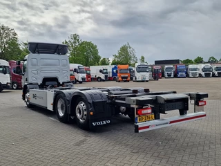 Volvo FE 2020 - Electric - 6x2*4 - BDF - Ful air - 100% Electric - Low KM image 5