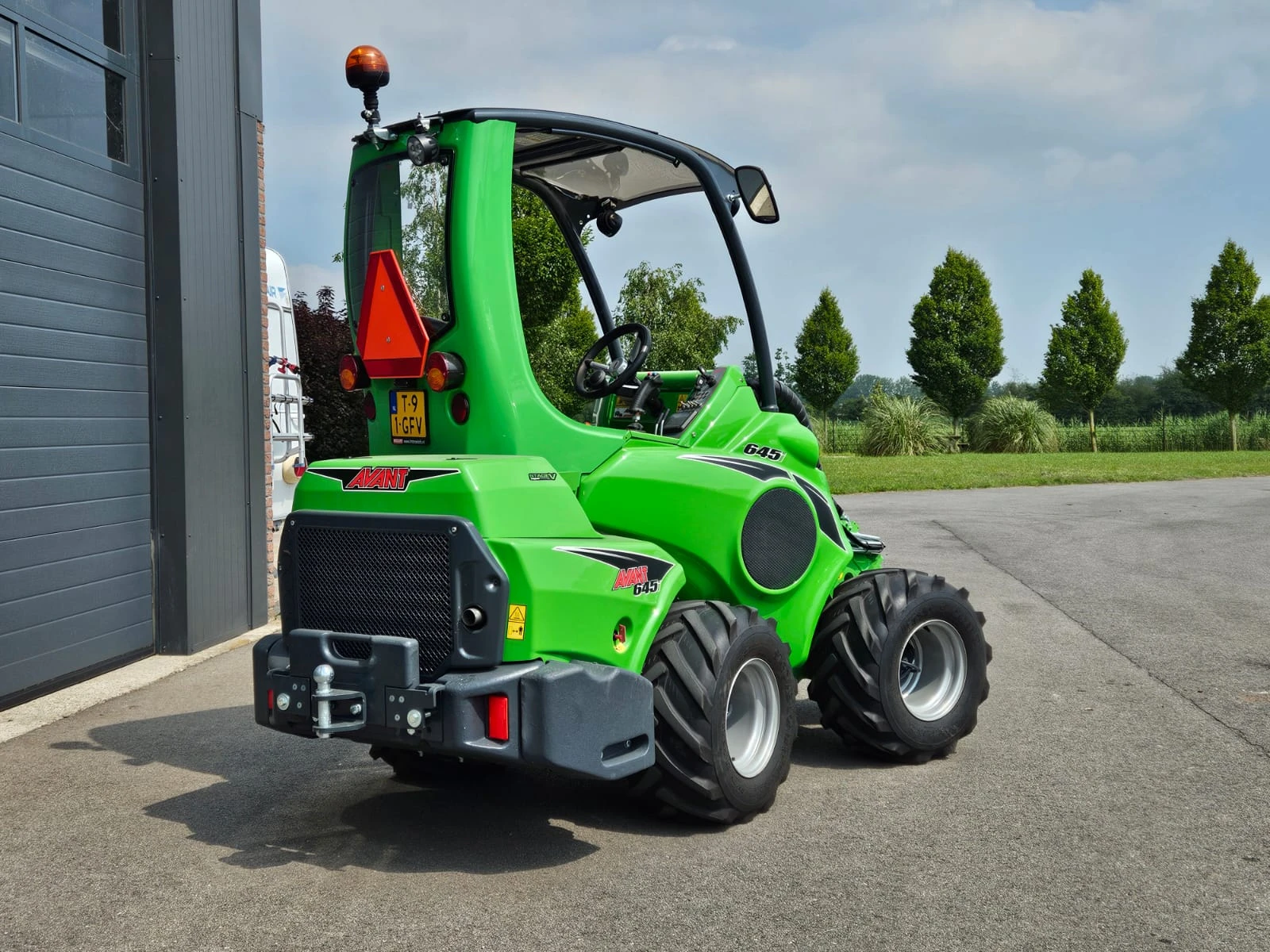 Avant 2024 - 645i TDL+ mini-shovel afbeelding 3