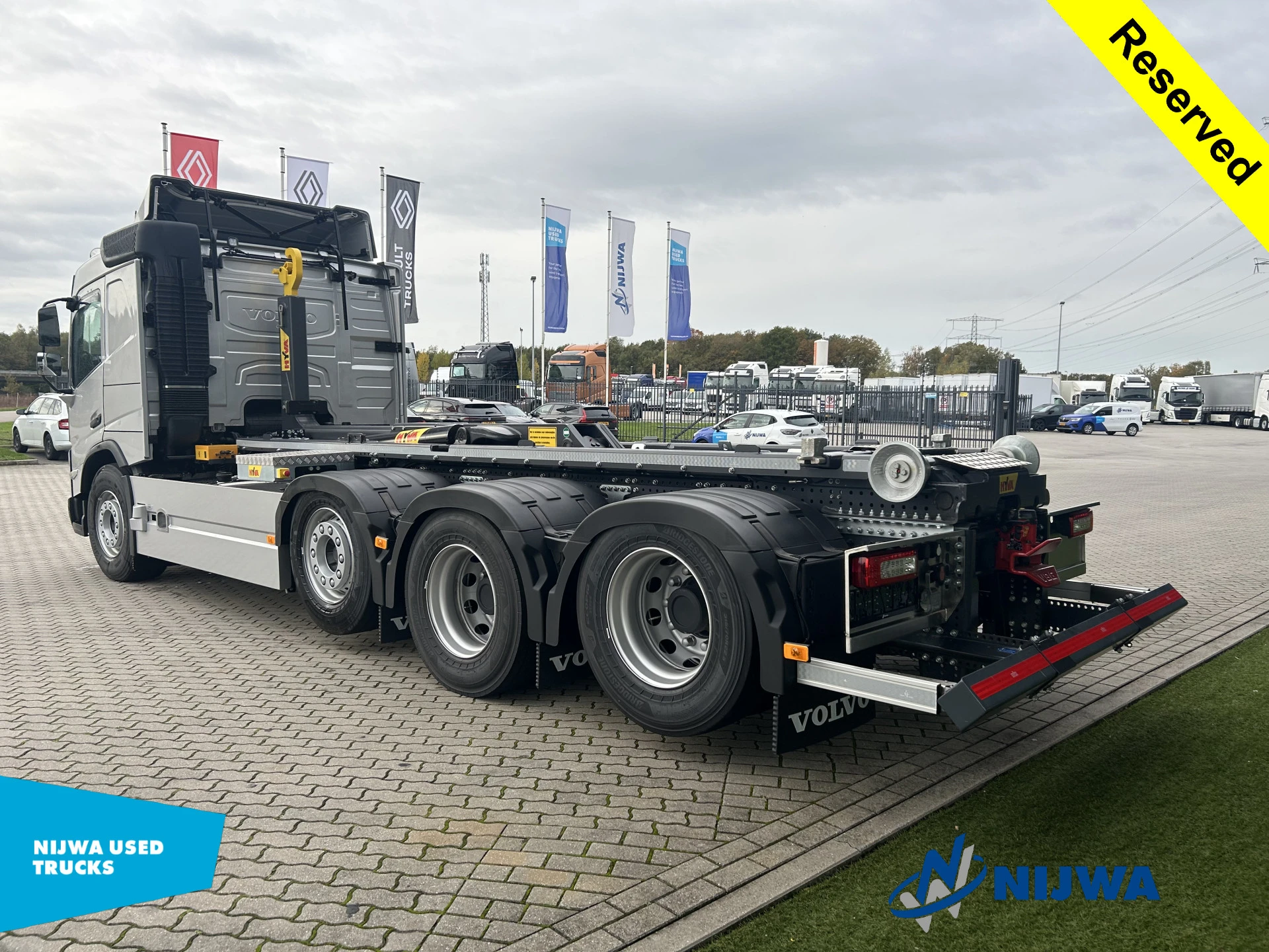 Volvo FMX 540 8x2 Hyva Haakarm + Vangmuil 2025 Bild 4