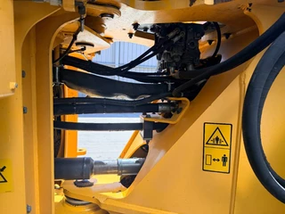 Volvo N/A 2014 - L90G obrazek 37