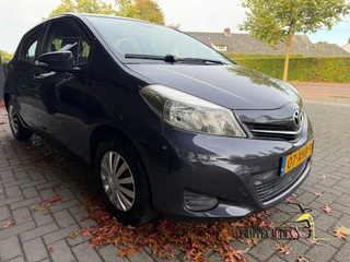 Toyota Yaris 2012 - 1.0 VVT-i Aspiration obrázek 3 náhled