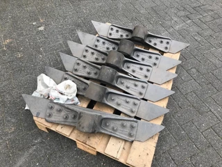 Diverse N/A - FIFTH WHEEL PARTS (NEW) image 2