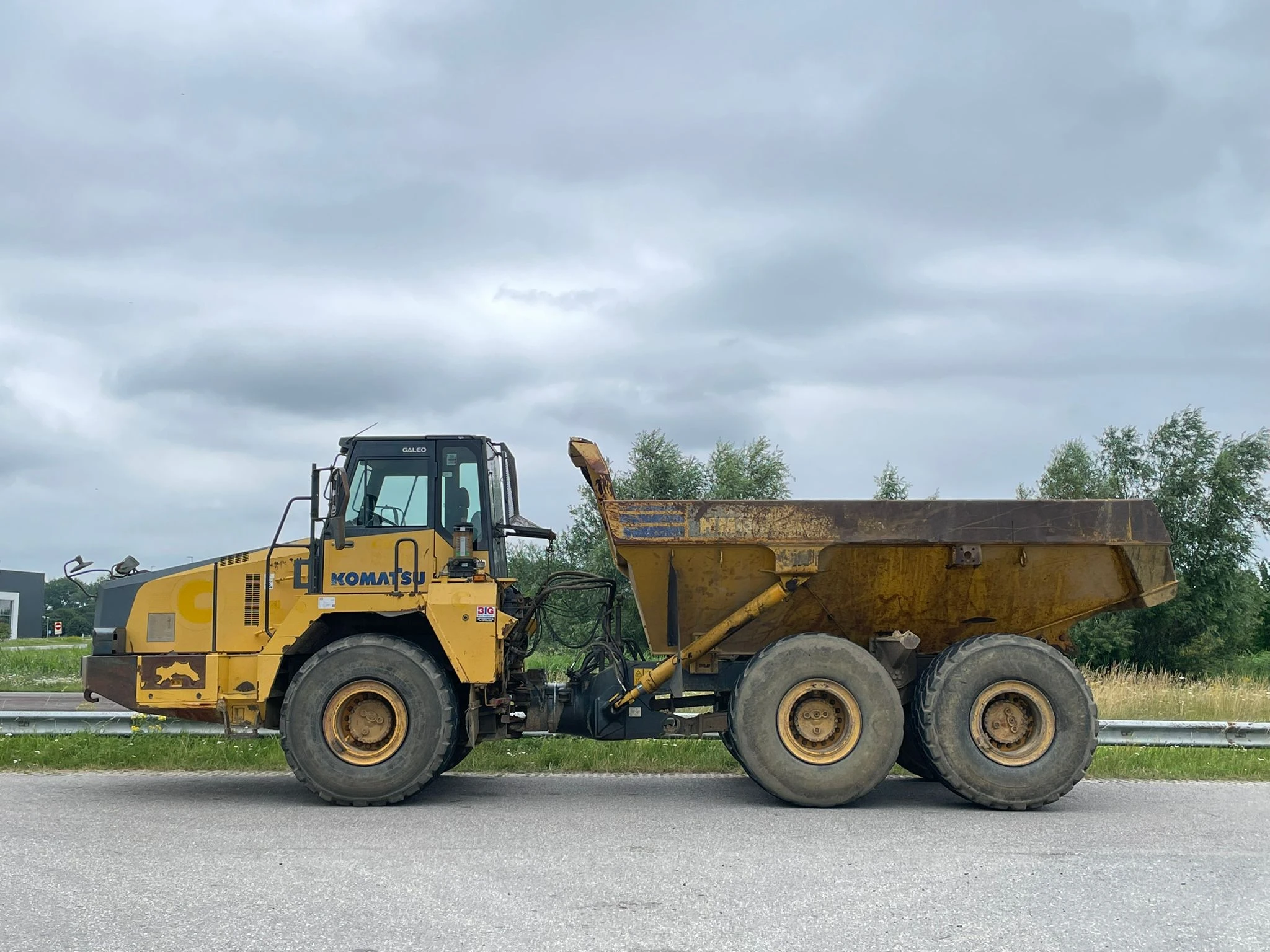 Komatsu HM300 2006 afbeelding 2