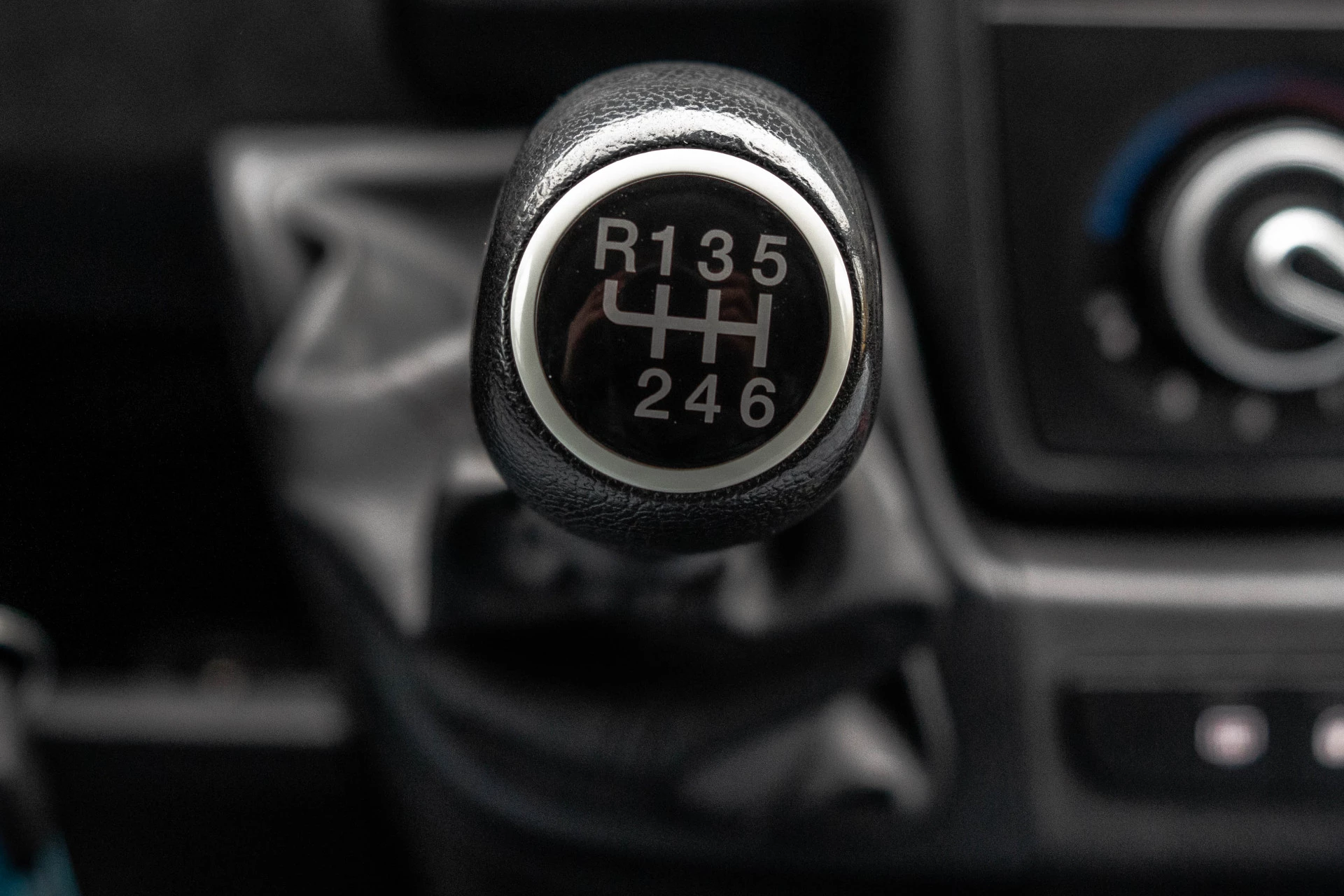 Peugeot Boxer 2021 - 330 2.2 BlueHDi 120 L2H2 Premium | Camera | Cruise | Navi | Airco | Trekhaak imagem 24