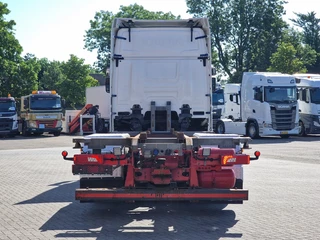 Scania R 2017 - R580 V8 NGS Highline 6x2 BDF - Retarder - Full air - 4.75 WB - Leather - Navi zdjecie 6