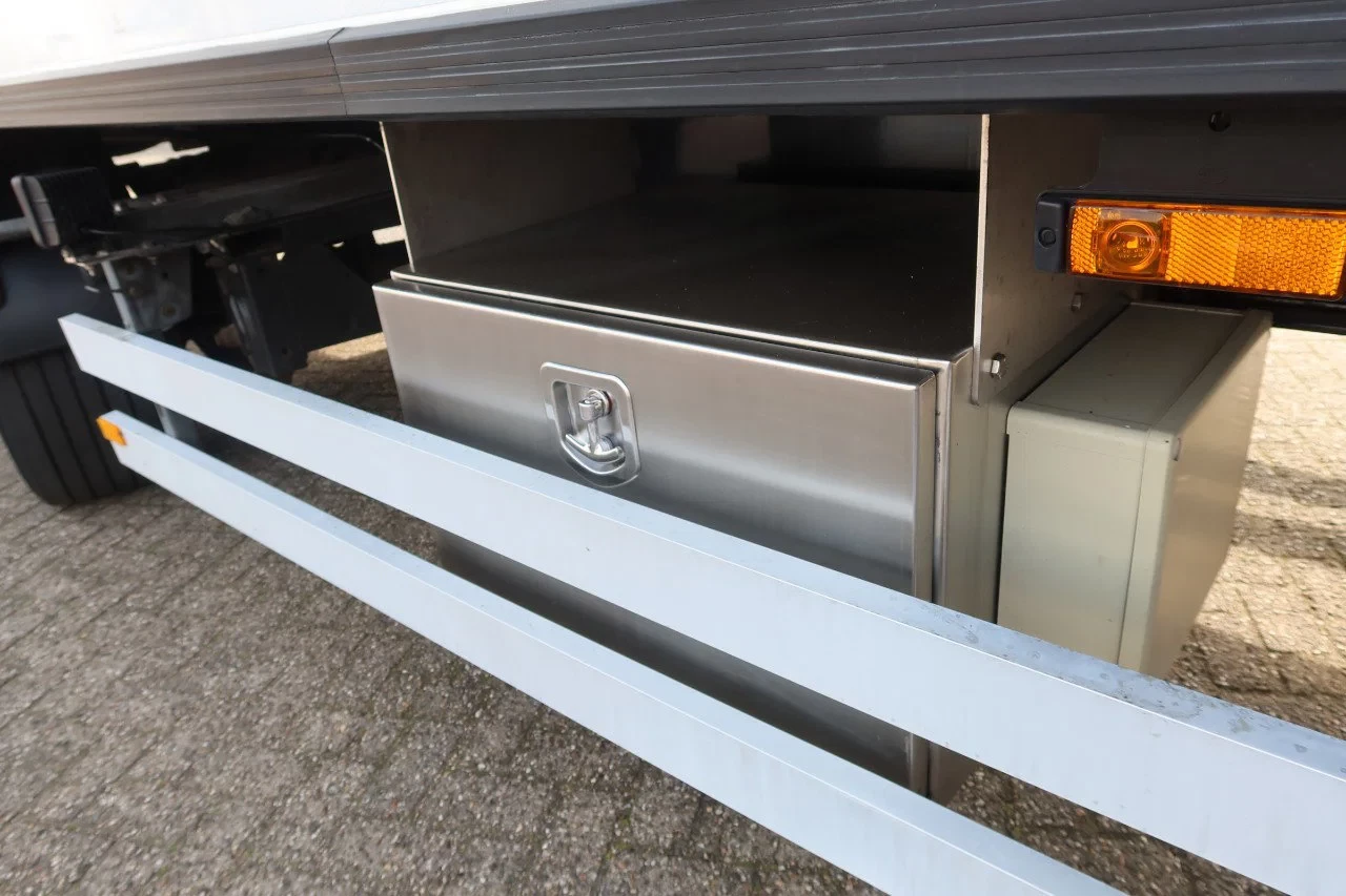HEIWO TGM 2019 - Heiwo city trailer geïsoleerd + Dhollandia 2000 KG klep afbeelding 10