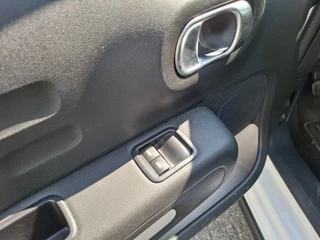 Citroën C3 2020 - C3 / NAVI / AIRCO / TEMPOMAAT / LINE ASSIST/ PARKSENSORS / DAB RADIO / 146790 KM / EX BPM / MANUAL / 2020 изображение 10
