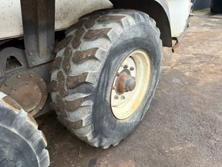 New Holland F106.6/A 2007 - N/A bild 17