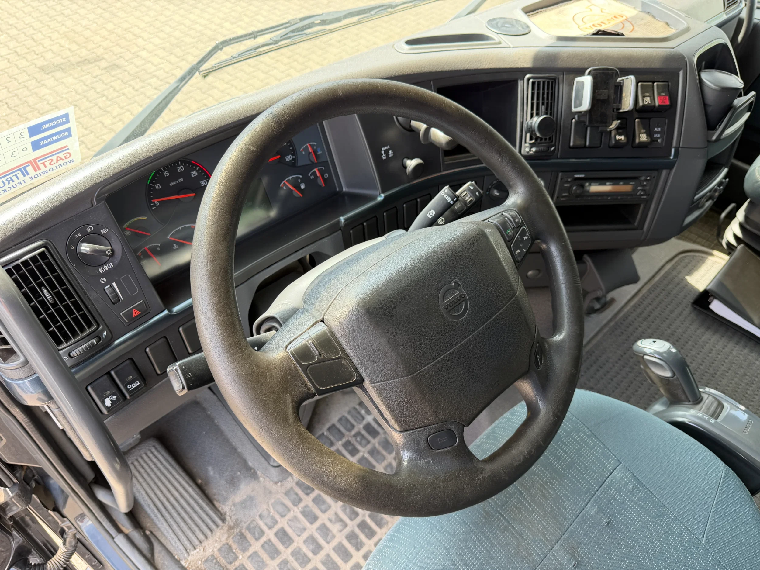 Volvo FH 2012 - 460 Globe XL *748 TKM* Euro 5 EEV 2 Tank afbeelding 13