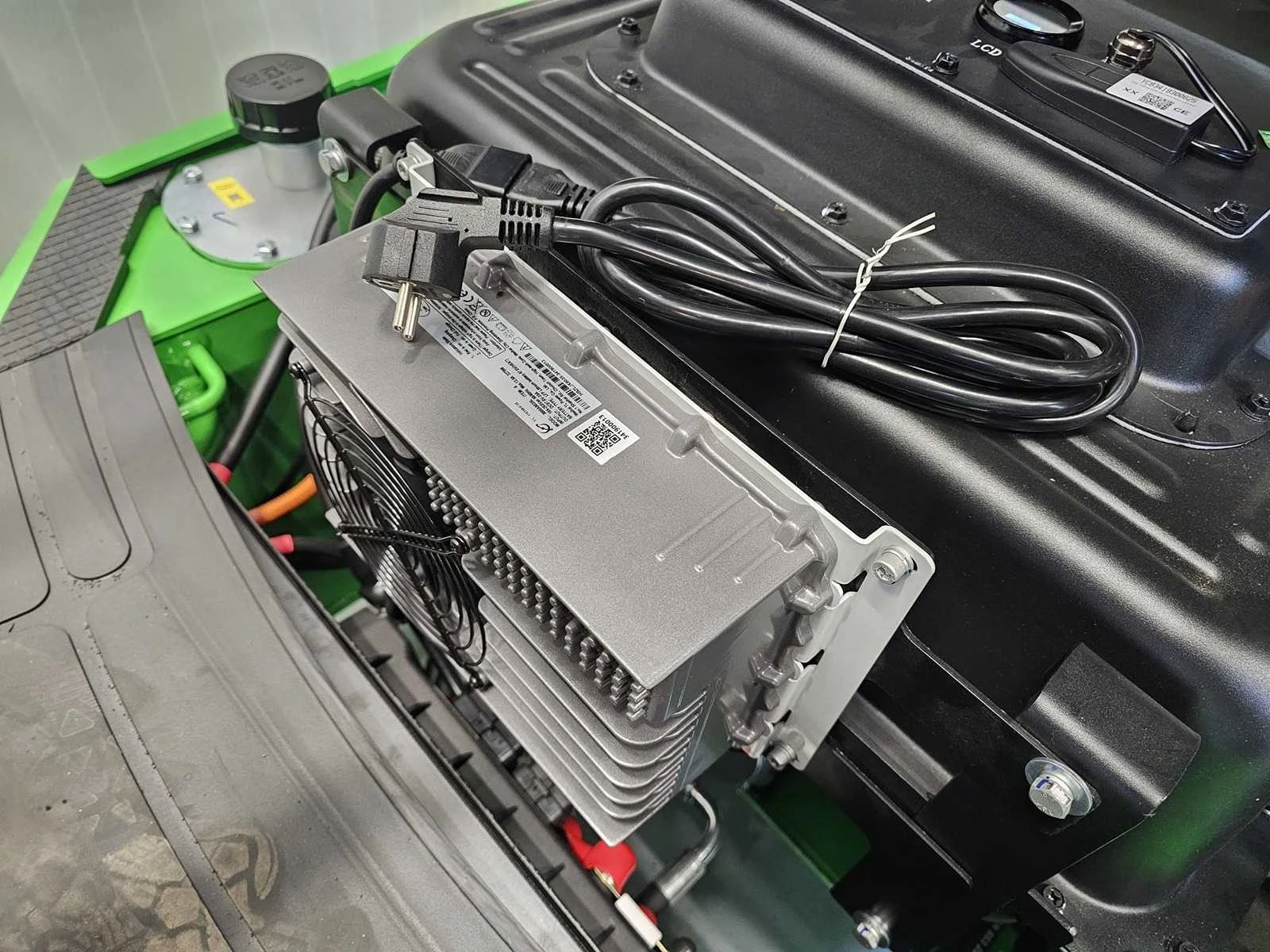 Ep Vorkheftruck 2026 - EFXZ-301-H - 4,8M Triplex - Freelift - Sideshift afbeelding 26