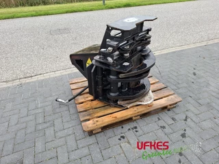 JAK N/A 2018 - 300 Tree shear zdjecie 1