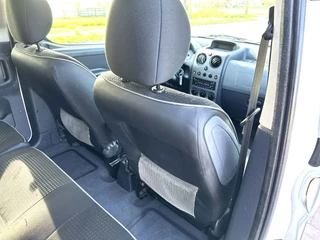 Peugeot Partner 2006 - MPV 1.4 XT Benzine 5 Persoons Bank Neerklapbaar!!! изображение 56