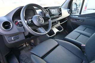 Mercedes-Benz Sprinter 2024 - 317 CDI L2H2 Pro obrazek 4