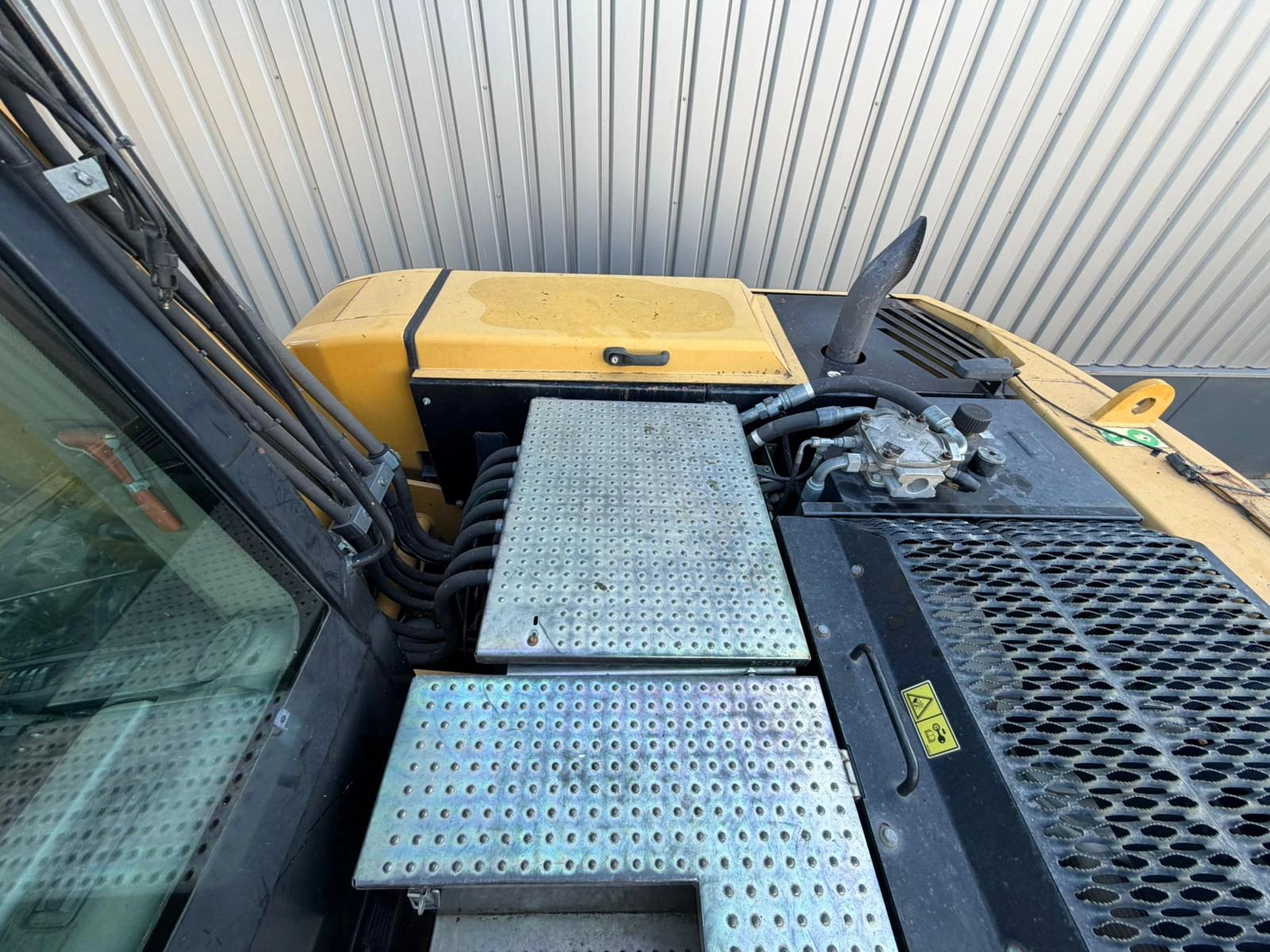 Caterpillar M316D 2005 obrázek 29