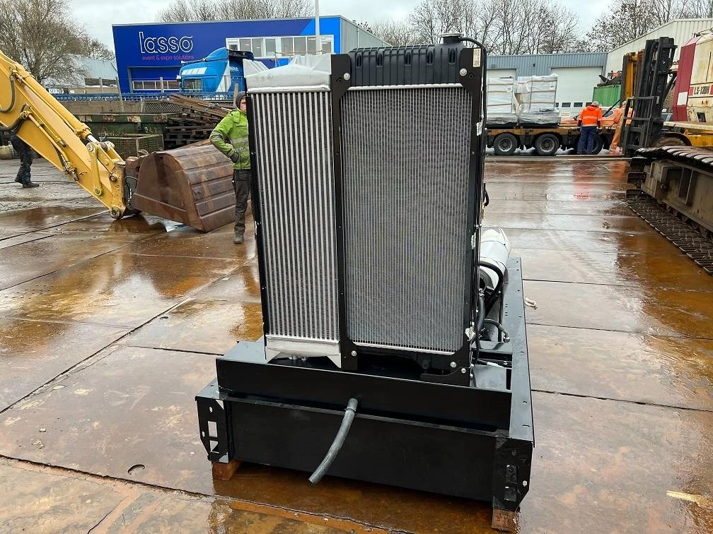 Cat 2022 - DE 200 E3 ( 200kva ) unused Bild 6
