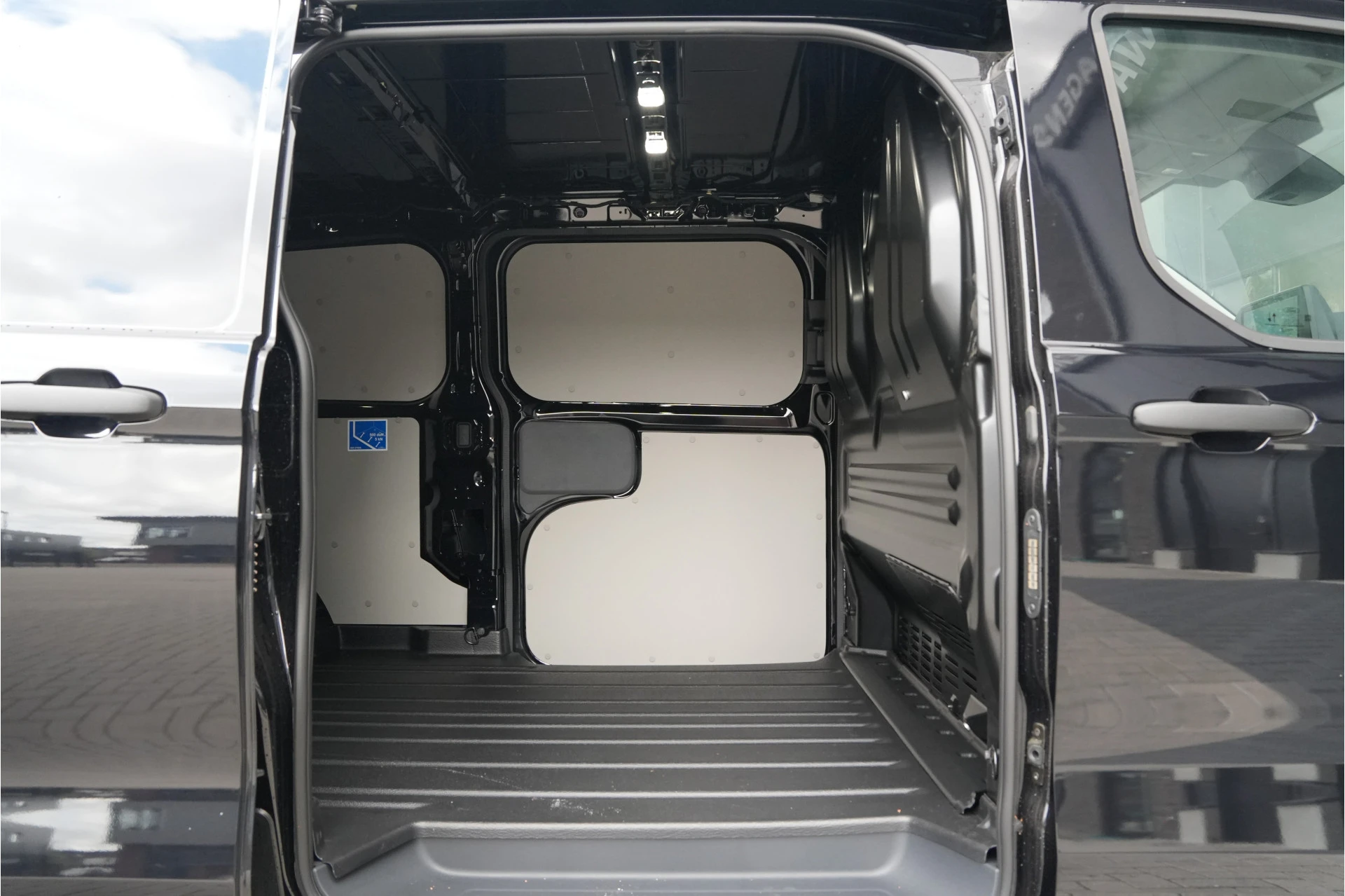 Ford Transit Custom 2025 - 320 2.0 TDCI L2H1 Trend 136pk - INCLUSIEF BPM - 2x Schuif - Achterklep - LED - Carplay - Stoelverwarming - Rijklaar imagen 13