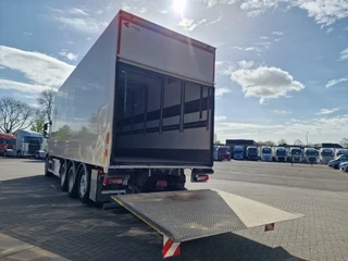 Volvo FH 2020 - 16.750 XL 8x4*4 - Carrier Supra 1150 MT - Bi Temp - Retarder - Loadlift - Bussbygg box immagine 7