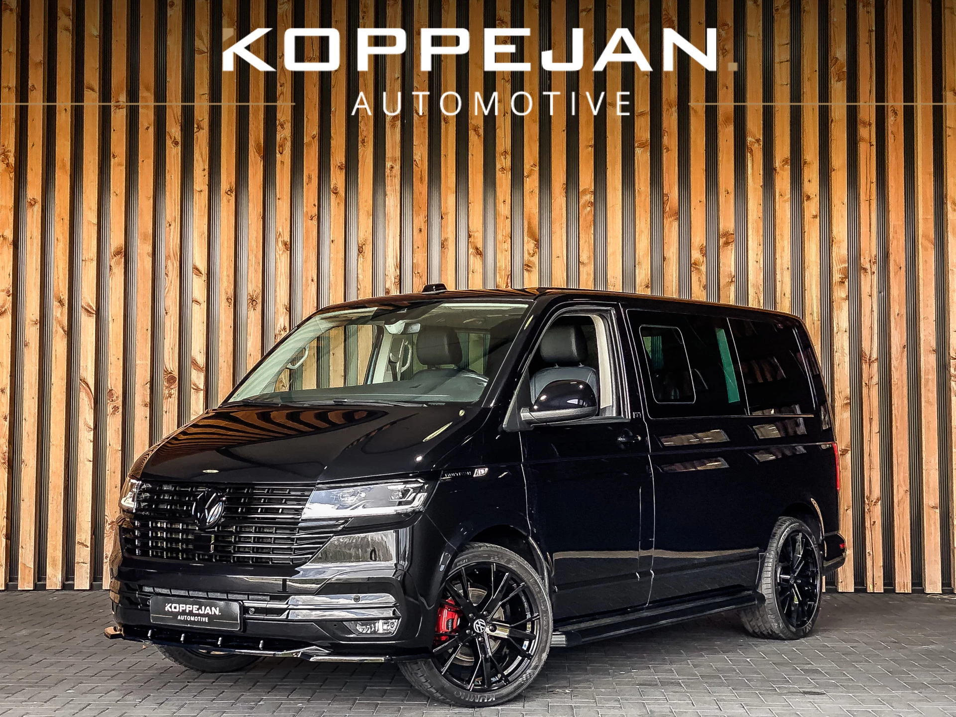 Volkswagen Multivan 2021 - Transporter 2.0 TDI 150PK DSG 4Motion Dubbele Cabine image 1