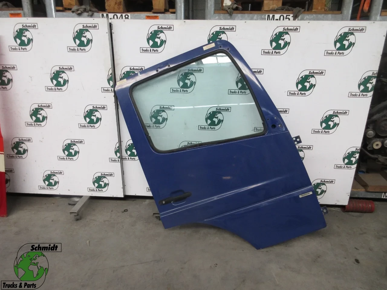 Mercedes-Benz - A 960 720 24 03//A 973 720 18 05 DEUR RECHTS ATEGO EURO 5 imagen 1