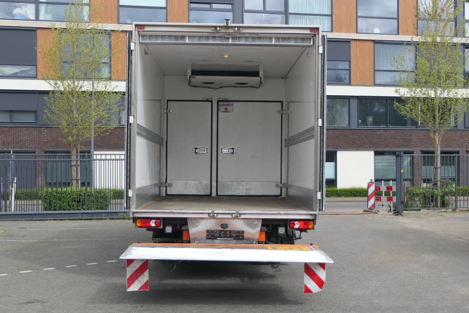 Volvo 240 2013 - FL | Carrier SUPRA 950Mt / Bi-temp | 3 Compartments | 425260Km | 2013 | 12Ton | 6 Cylinder | Dhollandia 1500Kg | TUV/MOT/APK 05-2026 | Luxembourg Truck obrázek 15