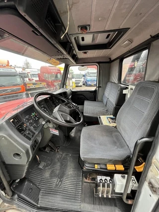 Scania T 1994 - 93 M - 250 bild 9