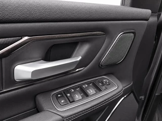 Dodge Ram 1500 2024 - 5.7 V8 4x4 Crew Cab Sport BPM VRIJ! | Luchtvering | LPG | Elec.treeplanken | zdjecie 29