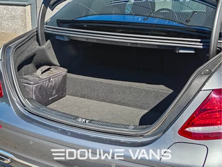 Mercedes-Benz E-Class 2019 - 300e Head Up Exclusive Memory Burmester Panorama Hybrid obrazek 7
