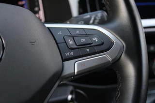 Volkswagen Transporter 2021 - 2.0 TDI L2H1 28 Bulli 150pk - 20 Inch - Camera - Trekhaak - Leder - ACC - LED - Rijklaar immagine 31